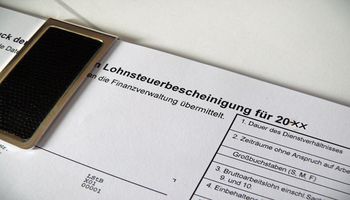 Wie, wo und wann kann man Eintragungen auf der Lohnsteuerkarte ändern lassen?